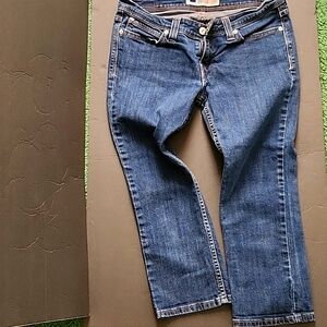 Junior Girl Cropped Levi's Denim Pants, size 7